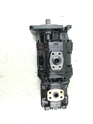 品質  Factory Supply NABCO Gear Pump PLS3050-2531 ECL Cast Iron and Aluminum alloy materials Triple Pump Oil Transfer Pump  for Construction Equipment 工場