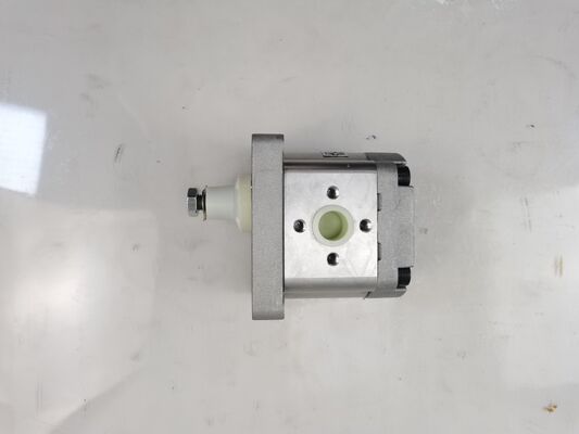 品質  Hydraulic Gear Pump Hydraulic Parts 1016L-190 Cast Iron  Aluminum alloy Materials Oil Gear Pump Steering device Replacement Spare Parts Factory Supply 工場