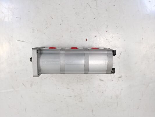 鉄とアルミニウム合金材料 液体ギアポンプ 12+12+9CC-15T-R 建設機械工場用 液体スペアパーツ