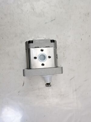 工業用油ポンプ 建設機械 工場 供給 液体部品