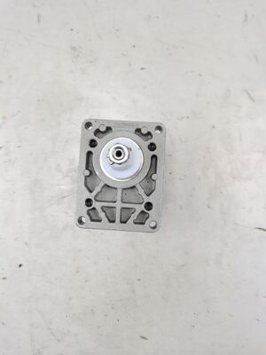 工業用油ポンプ 建設機械 工場 供給 液体部品