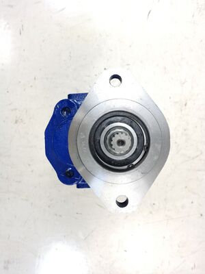 KEHAO 油圧ギアポンプ P5100-F63N03676G 修理用油圧部品 鋳鉄 アルミニウム合金 オイルギアポンプ 掘削機用 ISO9001認証