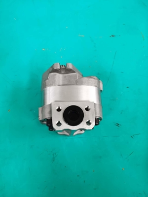 705-12-28010 SAR25小松ポンプ アッセンブリGD300A GD605A GD655A GS360の重量:4.58kgs