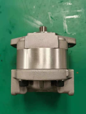 705-22-29000 SAR28 13Tモーター アッセンブリの小松の部品のブルドーザーD455A 5.75kgs